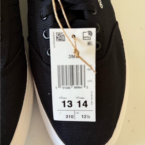 Adidas Black and White 3MC Vulc Sneakers Size 13 - Picture 3 of 7